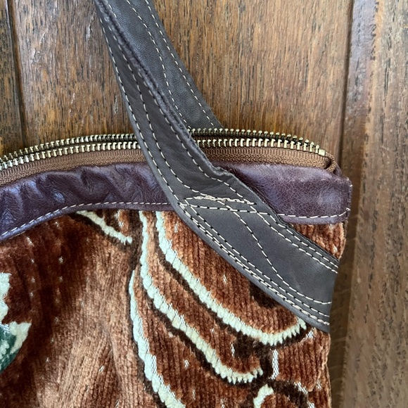 Reby C premium handmade leather and tapestry tote bag - Picture 2 of 12